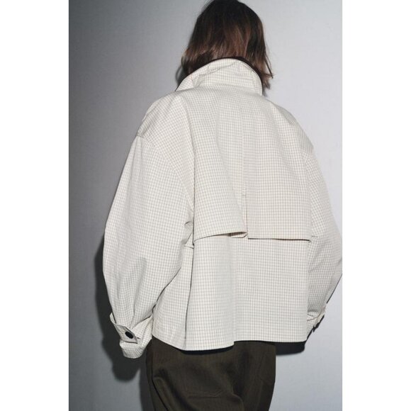 ZARA ZW COLLECTION LEATHER COLLAR SHORT TRENCH COAT - Picture 4 of 9